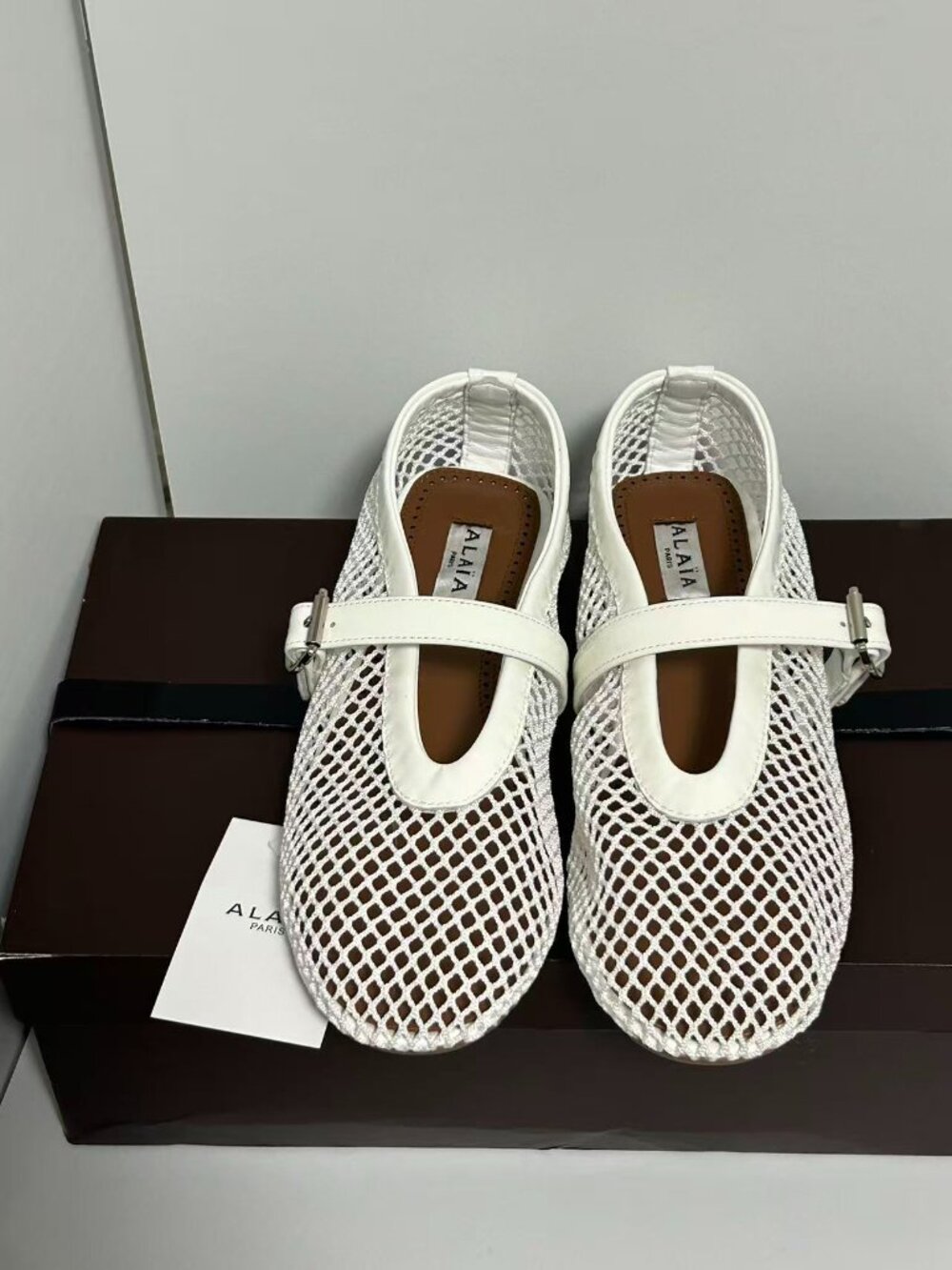 🍇🍇Alaïa White Mesh Mary Jane Flats🥥🥥 - Picture 4 of 7